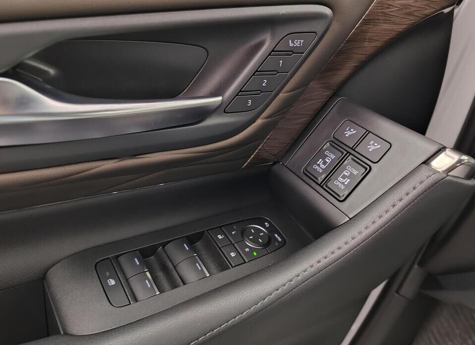 Toyota Alphard, IV 2.5hyb CVT (190 л.с.) 4WD