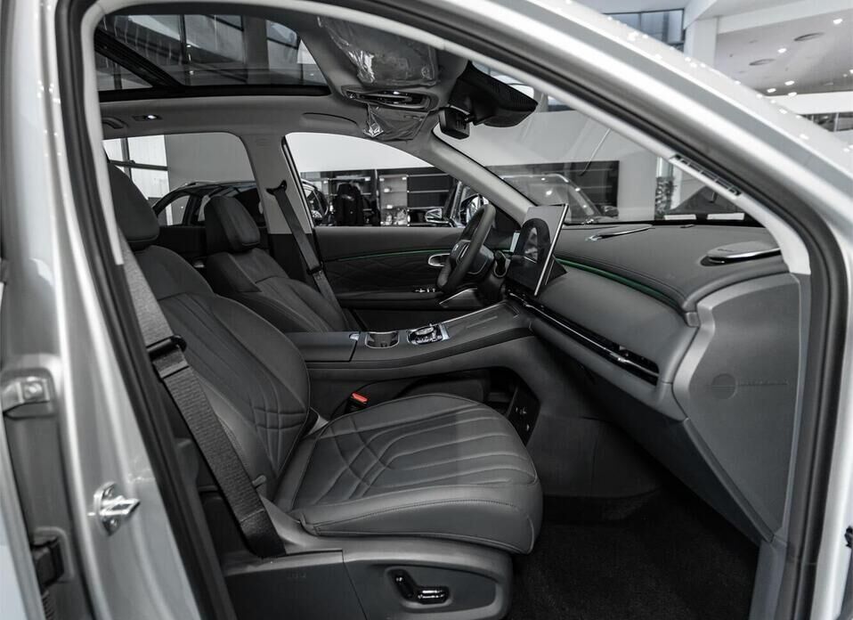 Geely EX5 EM-i 1.5hyb AT (167 л.с.)