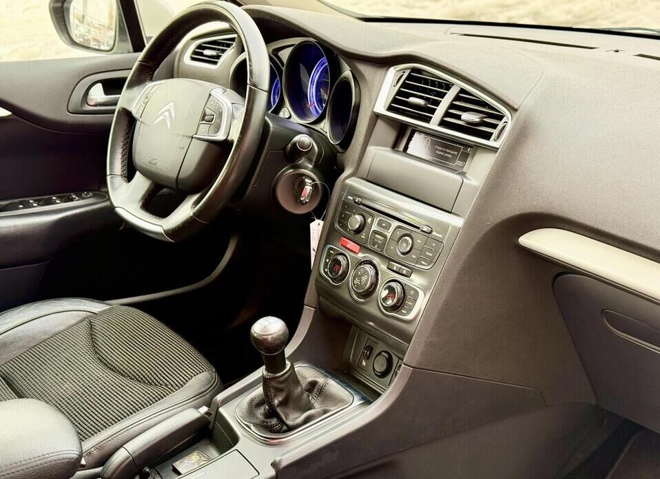 Citroen C4, II 1.6 MT (115 л.с.)