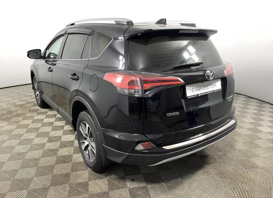 Toyota RAV4 2.2d AT (150 л.с.) 4WD