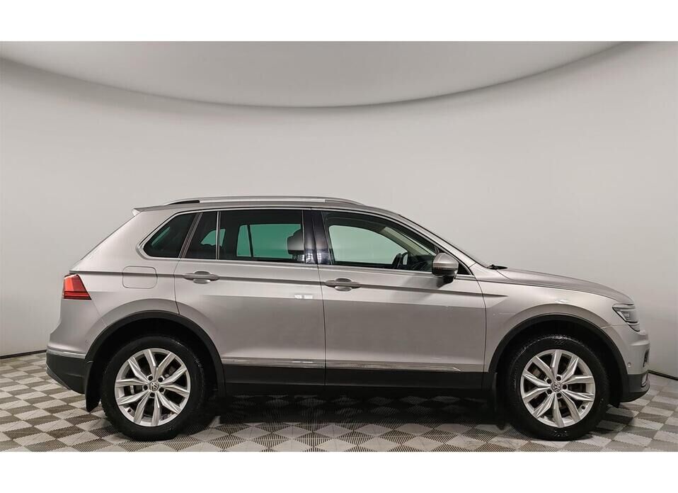 Volkswagen Tiguan, II 2.0 AMT (180 л.с.) 4WD