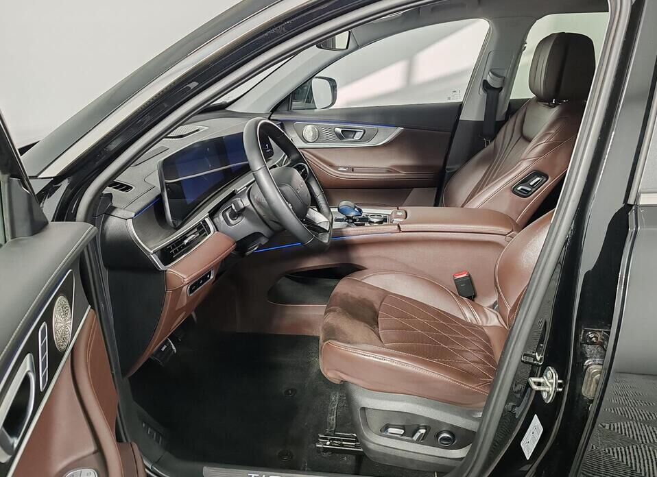 Chery Tiggo 8 Pro Plug-in Hybrid 1.5hyb AT (235 л.с.)