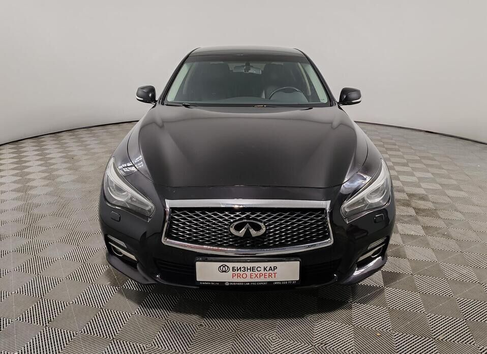 Infiniti Q50 2.0 AT (211 л.с.)