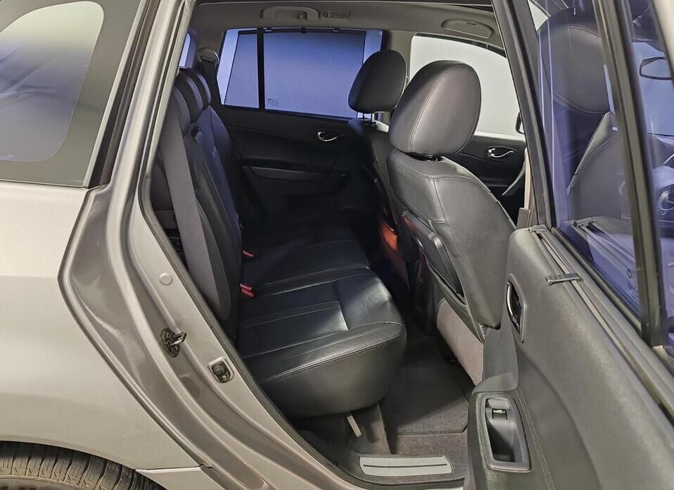 Renault Koleos 2.5 CVT (171 л.с.) 4WD