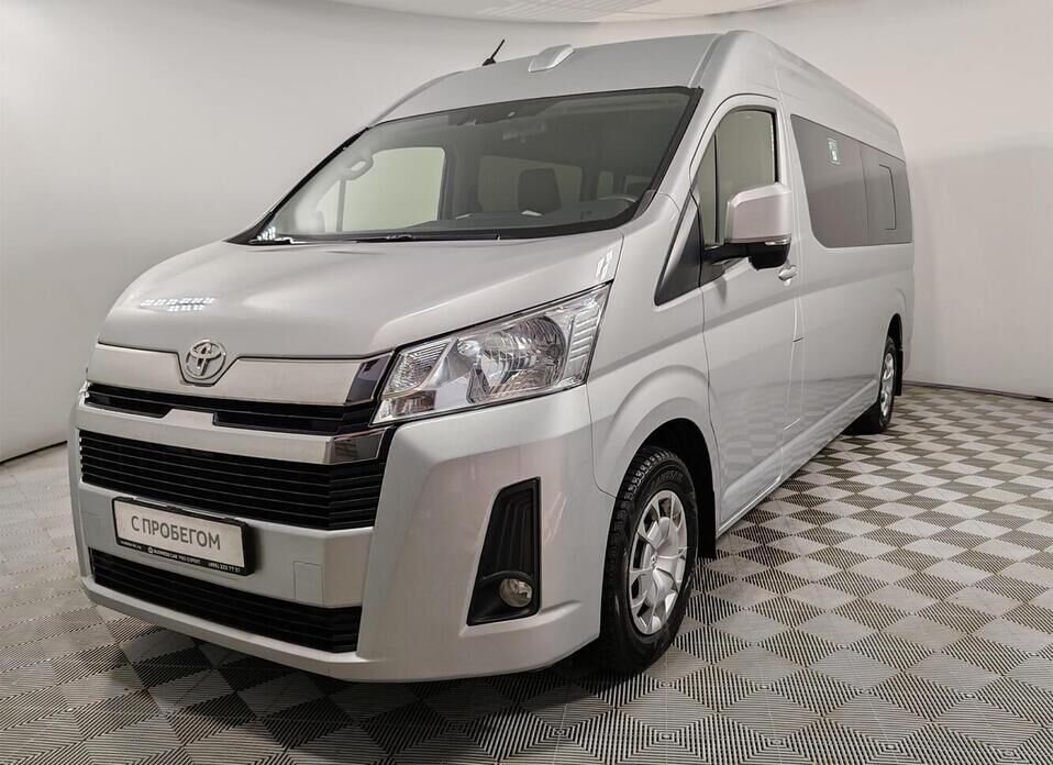 Toyota HiAce 2.8d MT (150 л.с.)