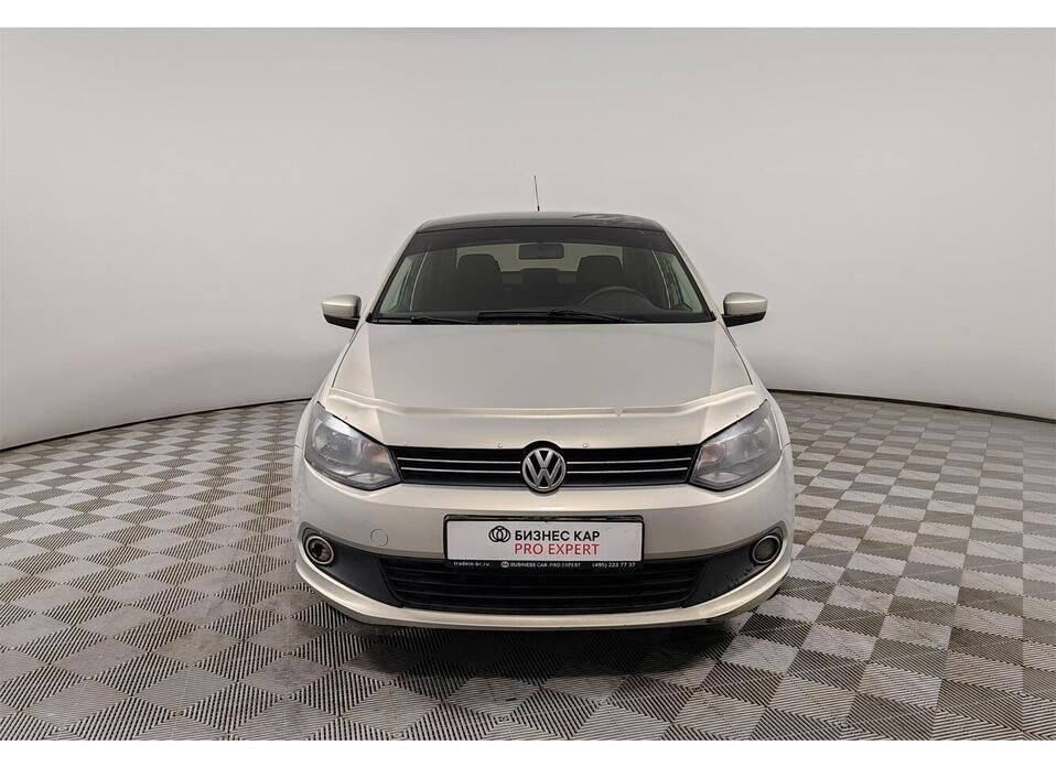 Volkswagen Polo 1.6 MT (105 л.с.)