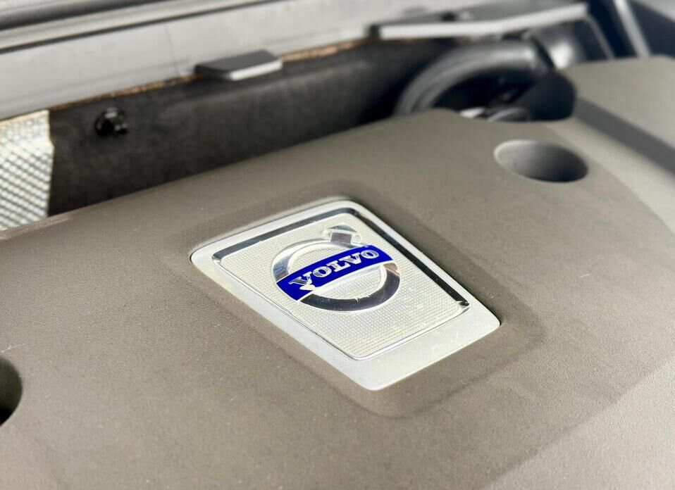 Volvo XC60, I 2.4d AT (215 л.с.) 4WD