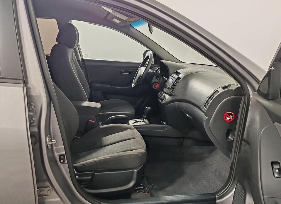 Hyundai Elantra, IV (HD) 1.6 AT (122 л.с.)