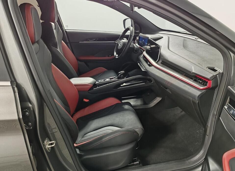 Geely Coolray 1.5 AMT (147 л.с.)