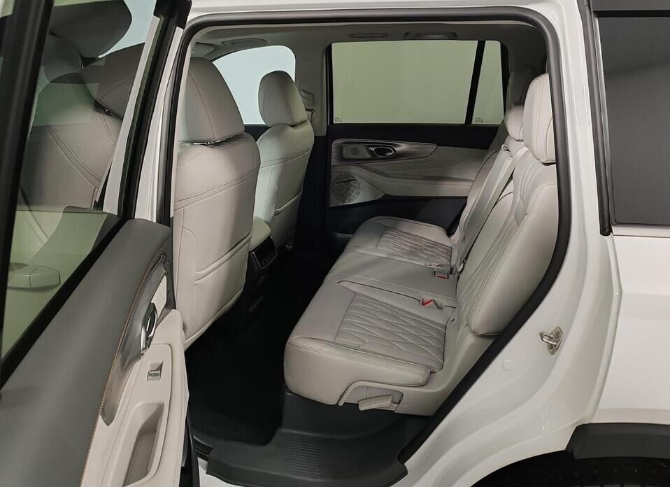 GAC GS8 2.0 AT (231 л.с.) 4WD