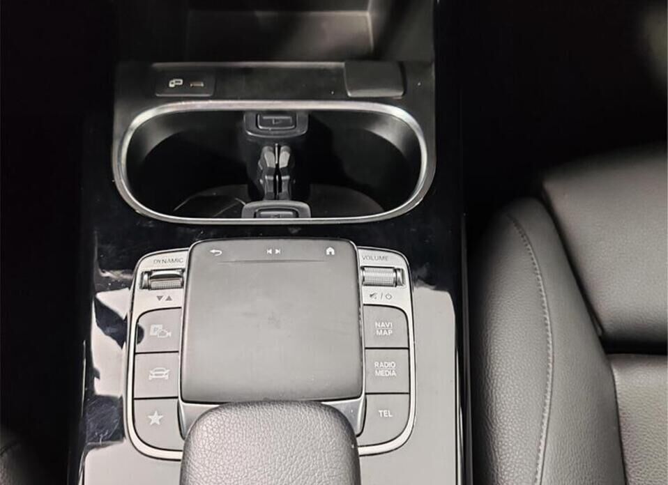 Mercedes-Benz A-Класс, IV (W177) 200 1.3 AMT (150 л.с.)