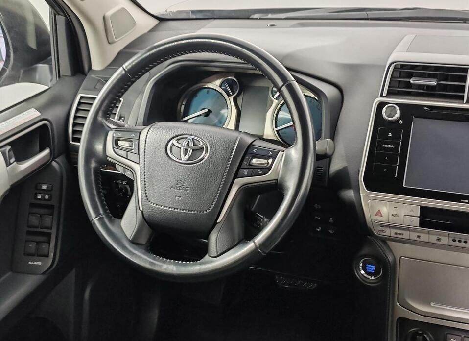 Toyota Land Cruiser Prado 2.8d AT (177 л.с.) 4WD