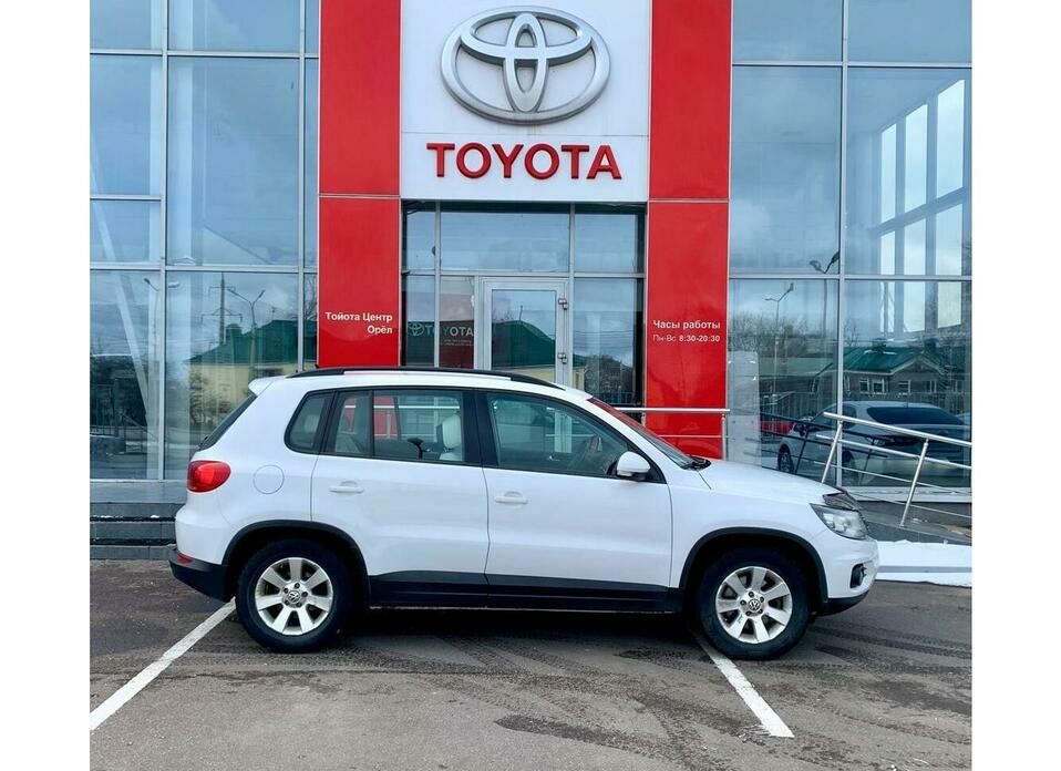Volkswagen Tiguan 2.0 AT (170 л.с.) 4WD