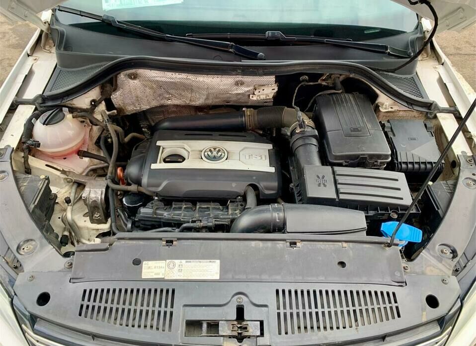 Volkswagen Tiguan 2.0 AT (170 л.с.) 4WD