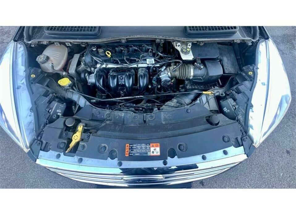Ford Kuga 2.5 AT (150 л.с.)