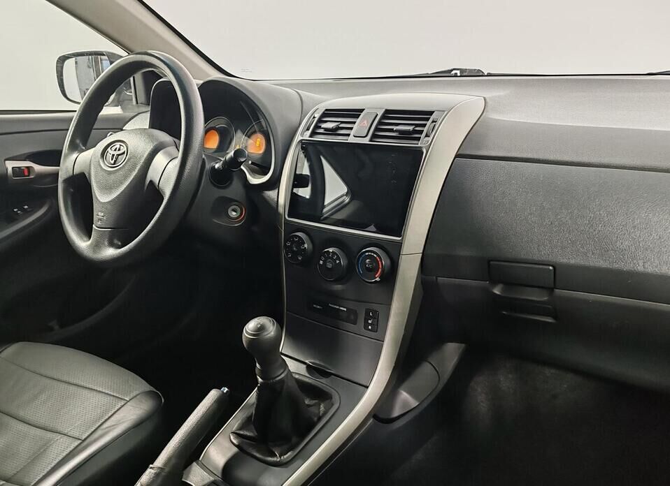 Toyota Corolla, X (E140, E150) 1.6 MT (124 л.с.)