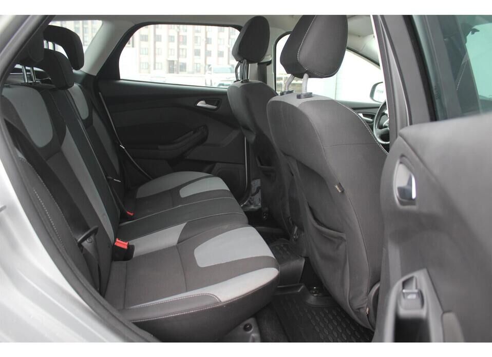 Ford Focus, III 1.6 AMT (125 л.с.)