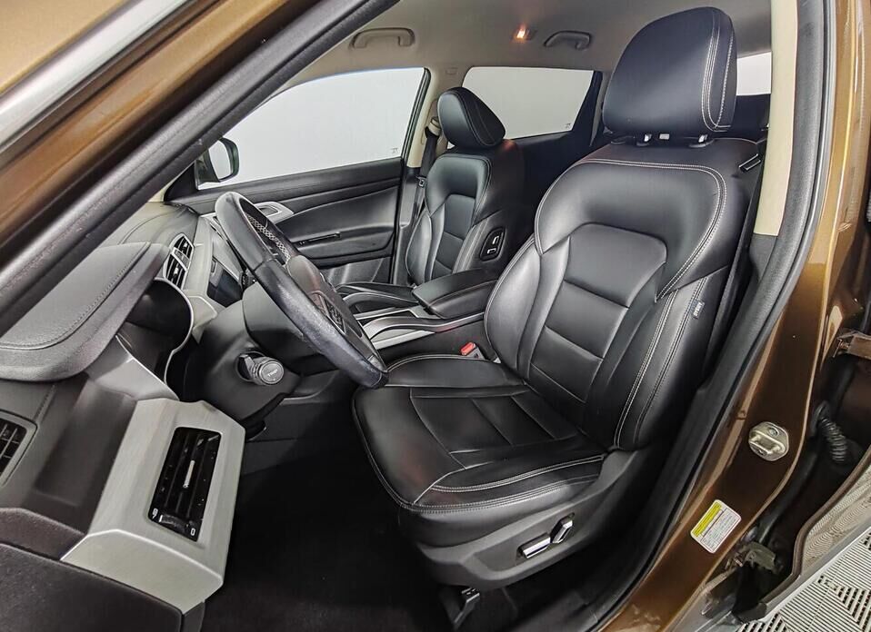 Geely Atlas, I 1.8 AT (184 л.с.) 4WD