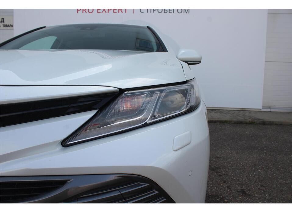 Toyota Camry, VIII (XV70) 2.5 AT (181 л.с.)