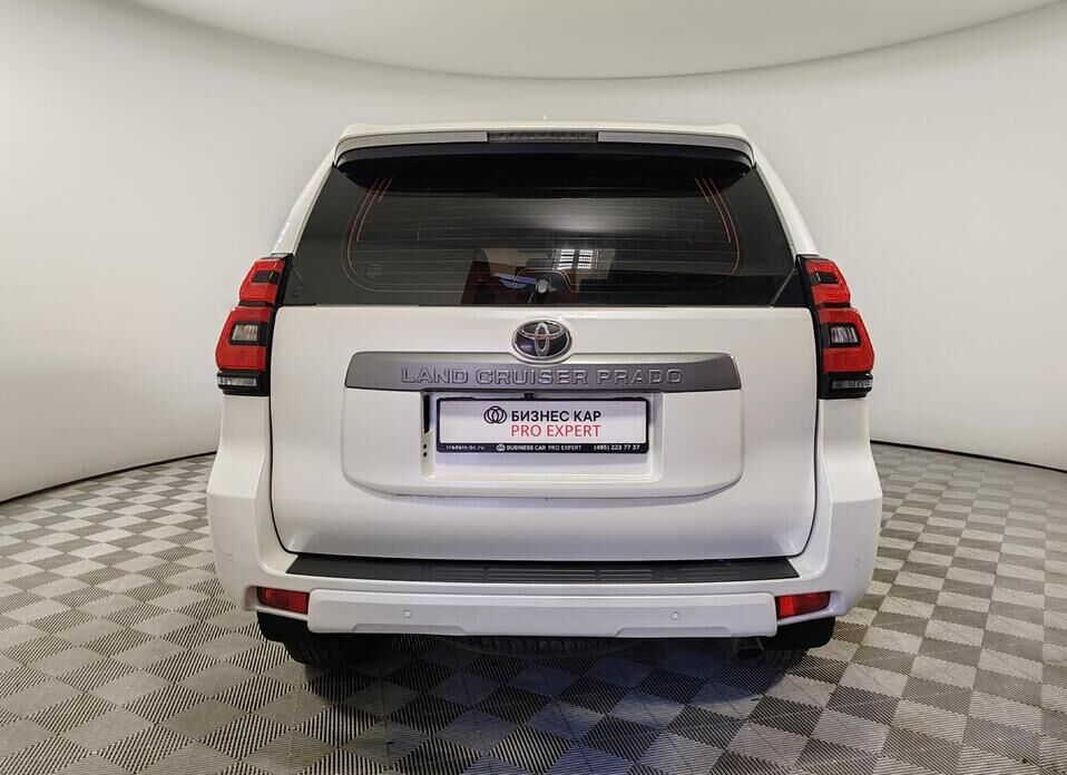 Toyota Land Cruiser Prado 2.8d AT (200 л.с.) 4WD