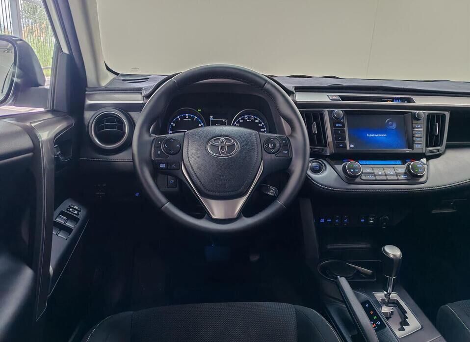 Toyota RAV4 2.0 CVT (146 л.с.)