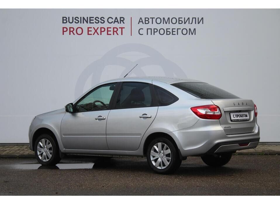 LADA (ВАЗ) Granta, I Рестайлинг Euro-2 1.6 MT (90 л.с.)