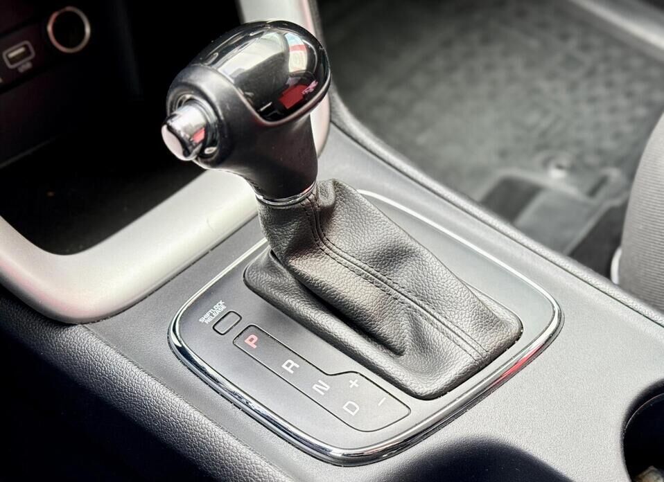 Kia Ceed, II Рестайлинг 1.6 AT (130 л.с.)
