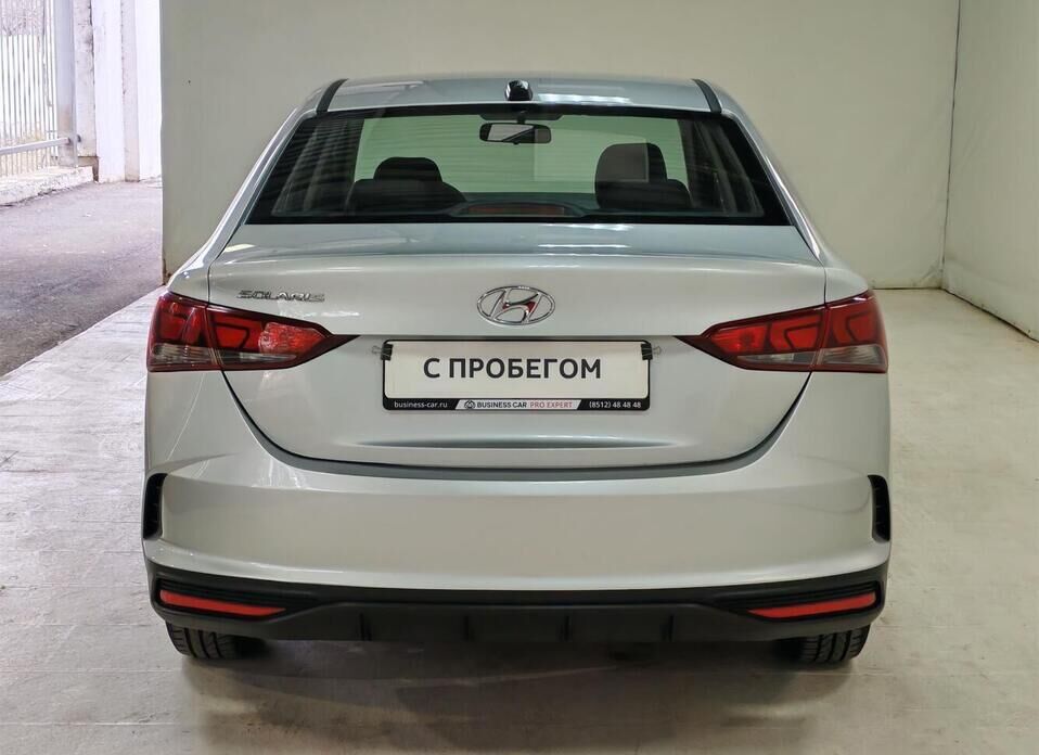 Hyundai Solaris, II Рестайлинг 1.6 AT (123 л.с.)