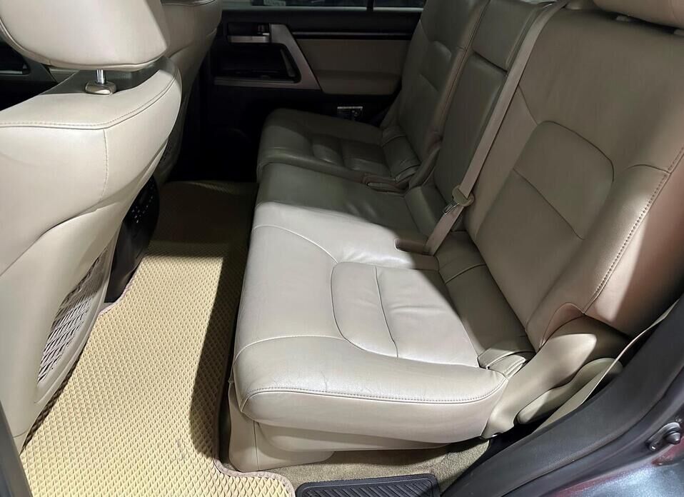 Toyota Land Cruiser, 200 Series 4.5d AT (235 л.с.) 4WD