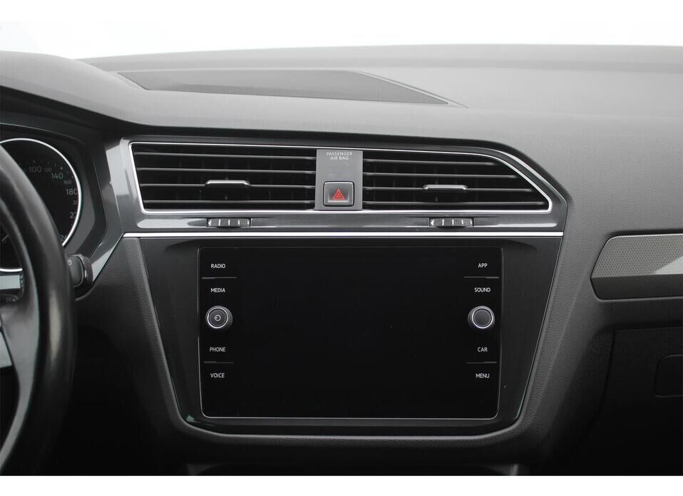 Volkswagen Tiguan, II 2.0d AMT (150 л.с.) 4WD