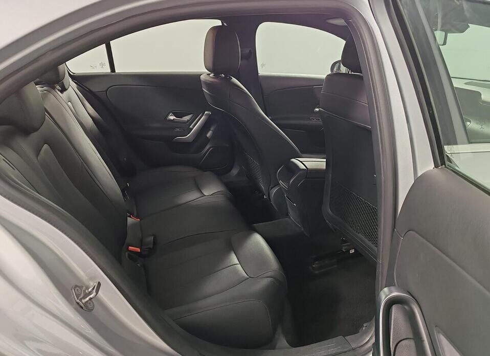 Mercedes-Benz A-Класс, IV (W177) 200 1.3 AMT (150 л.с.)
