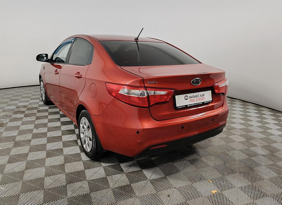Kia Rio, III 4-speed 1.6 AT (123 л.с.)