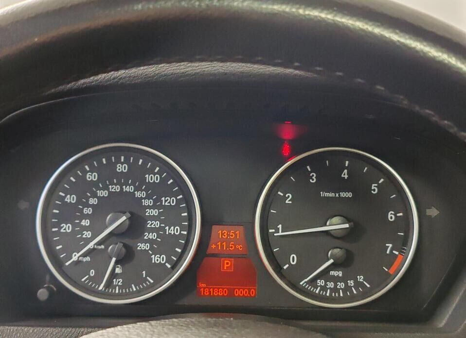 BMW X5, II (E70) 30i 3.0 AT (272 л.с.) 4WD