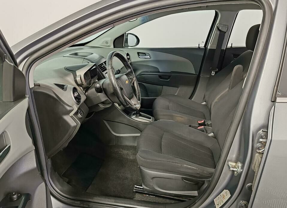 Chevrolet Aveo 1.6 AT (115 л.с.)