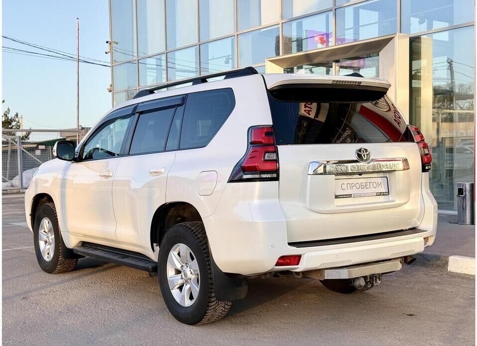 Toyota Land Cruiser Prado, 150 Series Рестайлинг 2 2.8d AT (177 л.с.) 4WD