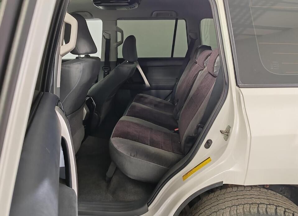 Toyota Land Cruiser Prado 3.0d AT (173 л.с.) 4WD