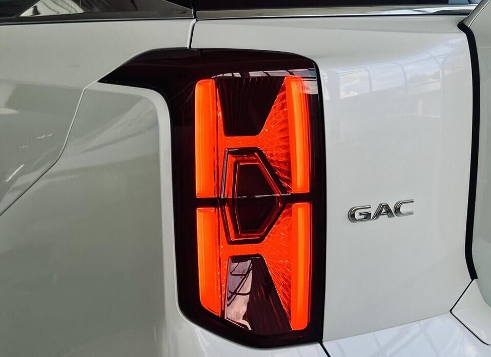 GAC GS8 Traveller 2.0 AT (231 л.с.) 4WD