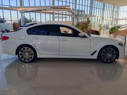 BMW 5 серии, 2019&nbsp;г., 42&nbsp;879&nbsp;км
