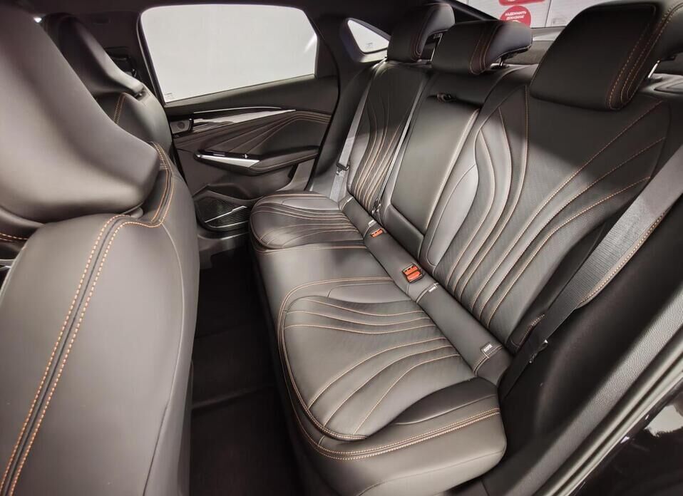 Geely Preface 2.0 AMT (200 л.с.)