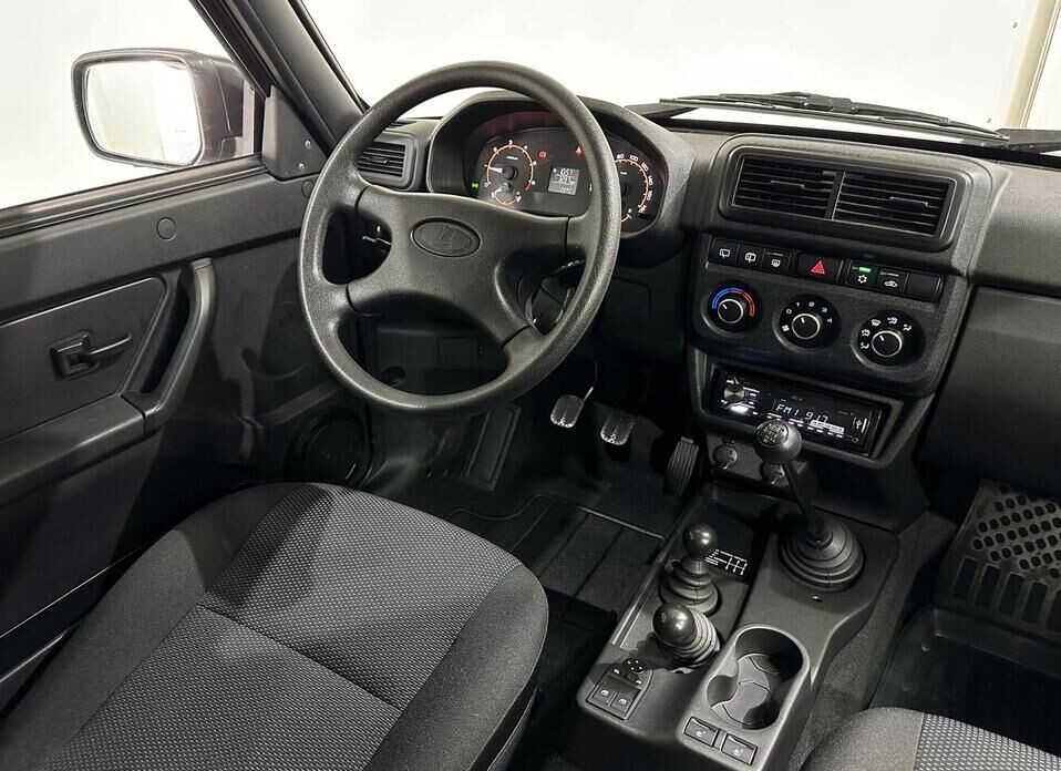 LADA (ВАЗ) Niva Legend 1.7 MT (83 л.с.) 4WD