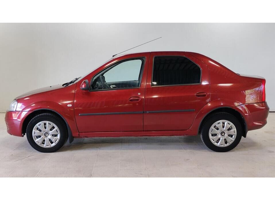 Renault Logan 1.6 MT (84 л.с.)