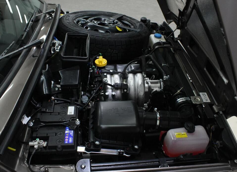 LADA (ВАЗ) Niva Legend 1.7 MT (83 л.с.) 4WD