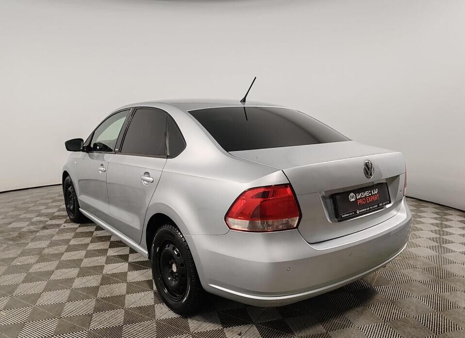 Volkswagen Polo, V 1.6 AT (105 л.с.)