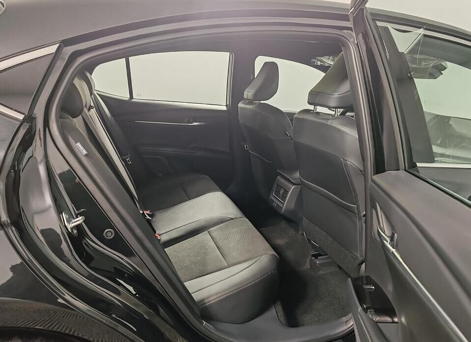 Toyota Camry, IX (XV80) China Market 2.0 CVT (173 л.с.)