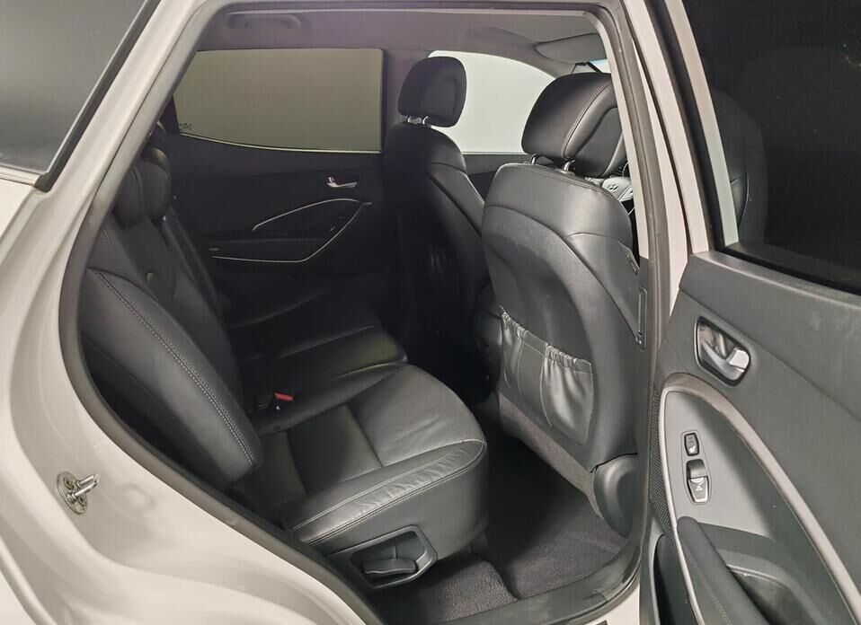 Hyundai Santa Fe 2.2d AT (200 л.с.) 4WD