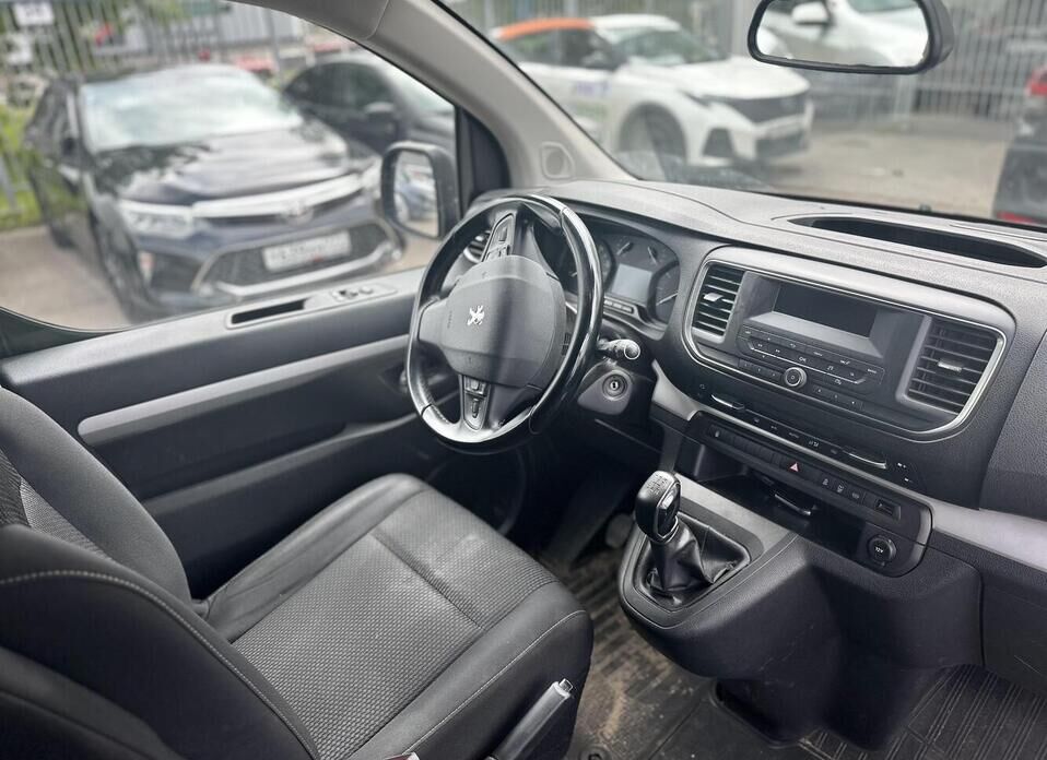 Peugeot Traveller 1.6d MT (115 л.с.)
