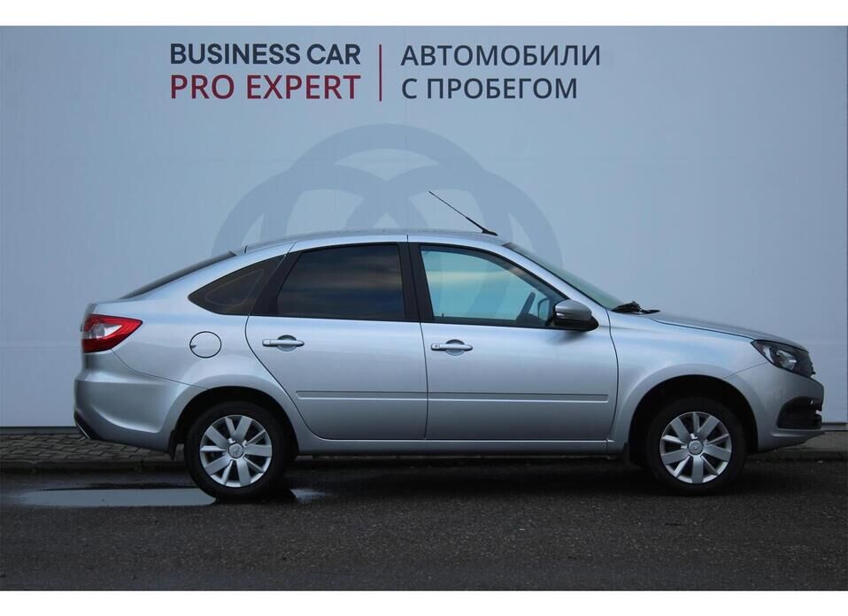 LADA (ВАЗ) Granta, I Рестайлинг Euro-2 1.6 MT (90 л.с.)