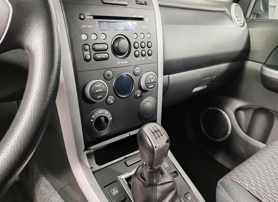 Suzuki Grand Vitara, III Рестайлинг 2 2.0 MT (140 л.с.) 4WD