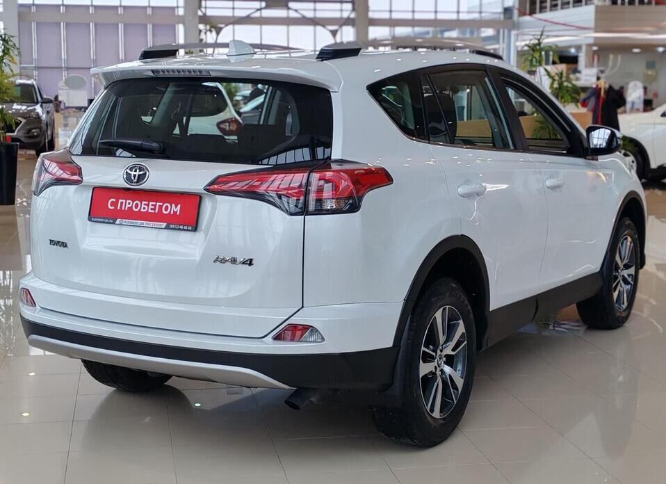 Toyota RAV4, IV (XA40) Рестайлинг 2.0 CVT (146 л.с.)