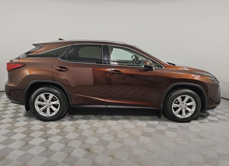 Lexus RX 200t 2.0 AT (238 л.с.) 4WD